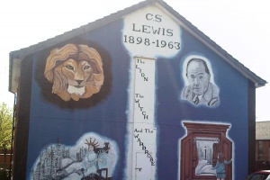 mural poświęcony lewisowi